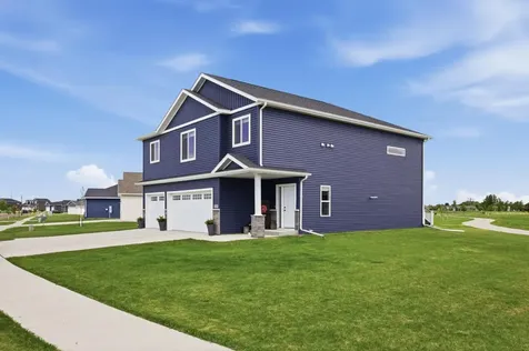 1819 67th Avenue S Fargo ND 58104