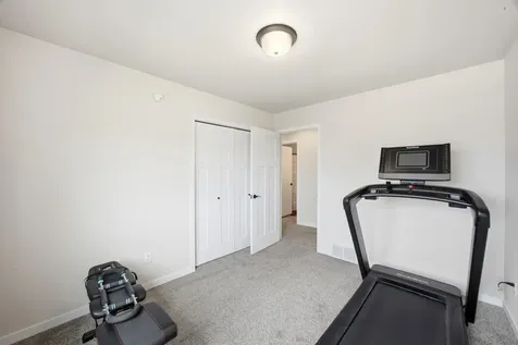 1819 67th Avenue S Fargo ND 58104