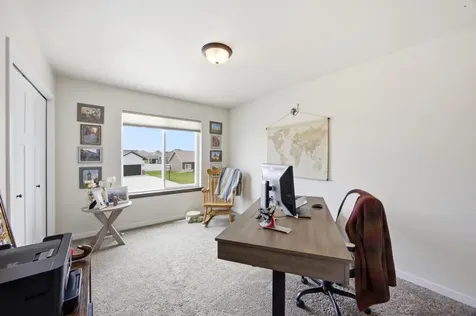 1819 67th Avenue S Fargo ND 58104