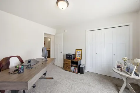1819 67th Avenue S Fargo ND 58104