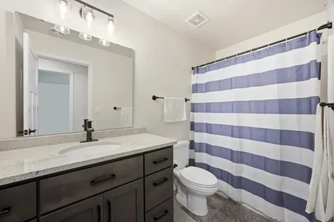 1819 67th Avenue S Fargo ND 58104