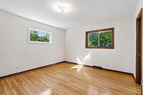 16329 Temple Terrace Minnetonka MN 55345