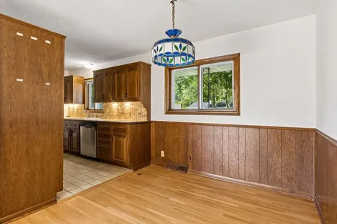 16329 Temple Terrace Minnetonka MN 55345