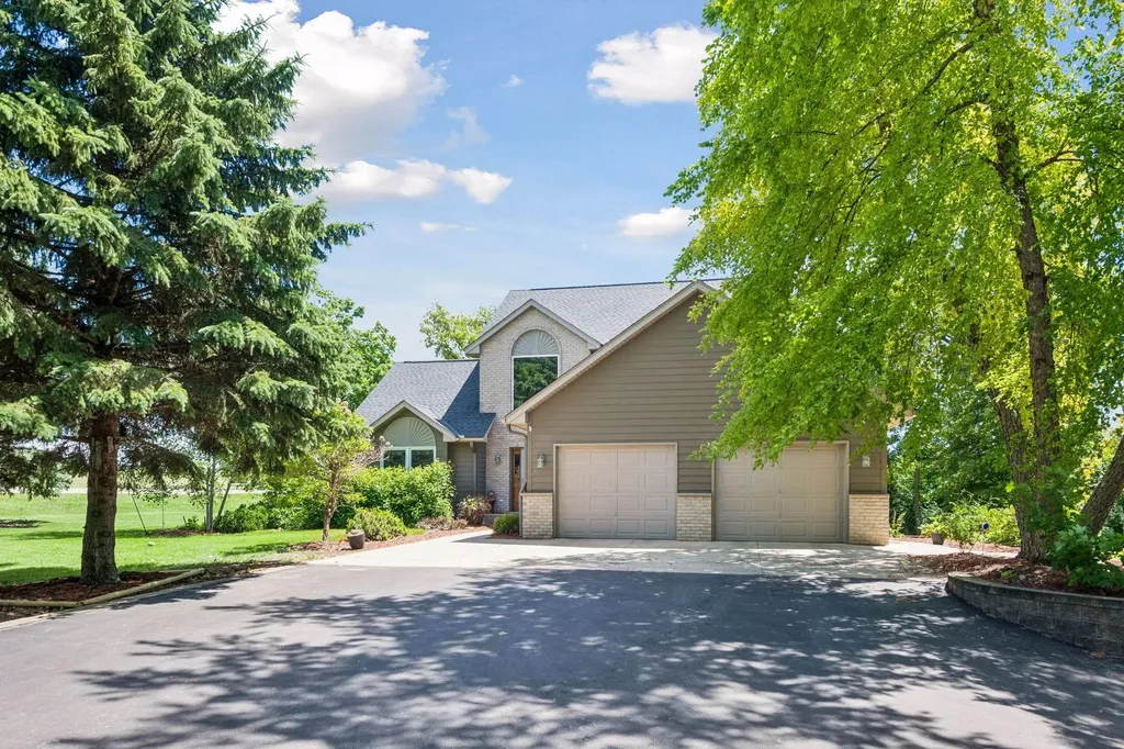 5453 124th Court E Northfield MN 55057