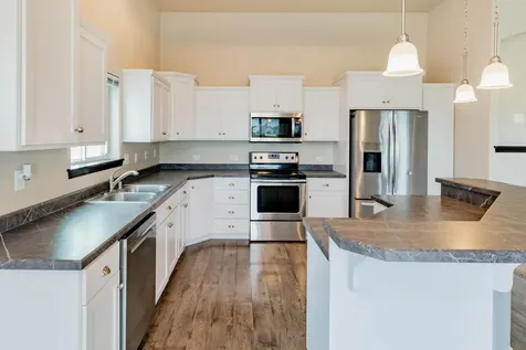 3034 38th Avenue S Moorhead MN 56560