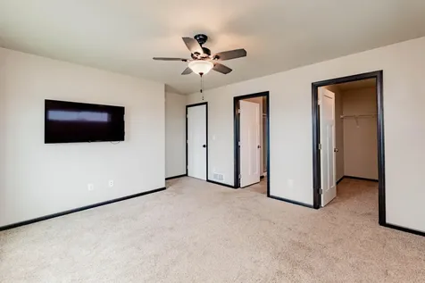 3034 38th Avenue S Moorhead MN 56560