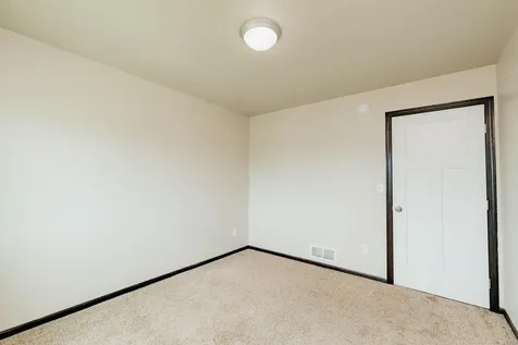 3034 38th Avenue S Moorhead MN 56560