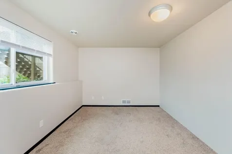 3034 38th Avenue S Moorhead MN 56560