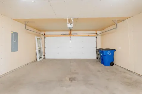 3034 38th Avenue S Moorhead MN 56560