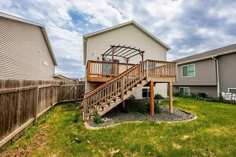 3034 38th Avenue S Moorhead MN 56560