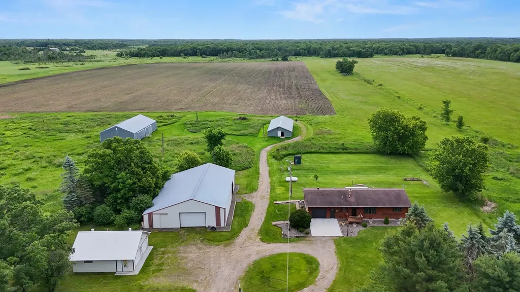 25756 Us Highway 169 Onamia MN 56359