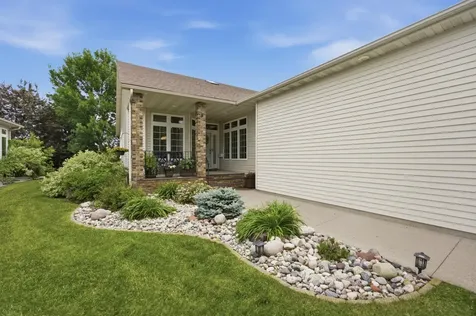 424 44th Avenue S Moorhead MN 56560