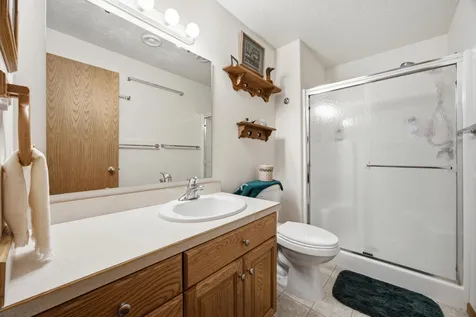 424 44th Avenue S Moorhead MN 56560