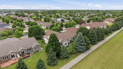 424 44th Avenue S Moorhead MN 56560