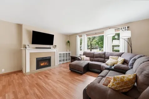 1221 Douglas Street Alexandria MN 56308