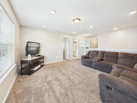 6598 Jeffery Avenue S Cottage Grove MN 55016