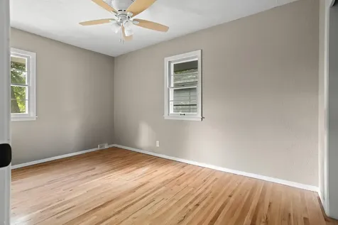 62 18th Avenue N Fargo ND 58102