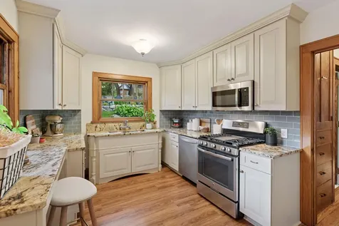 126 Circle A Drive S Wayzata MN 55391