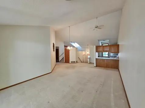 2206 10th Avenue SE Willmar MN 56201