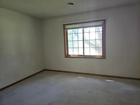2206 10th Avenue SE Willmar MN 56201