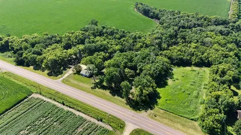 29499 390th Street Le Sueur MN 56058