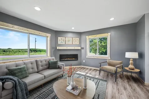 29499 390th Street Le Sueur MN 56058