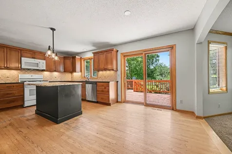 3850 Jamestown Curve Woodbury MN 55129