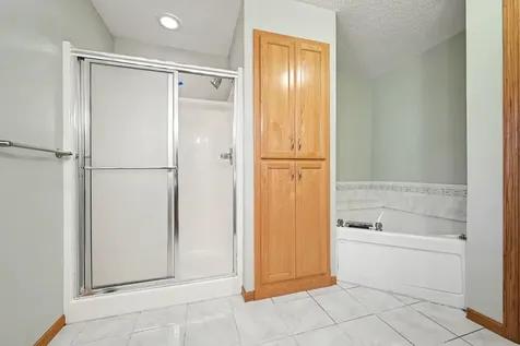 3850 Jamestown Curve Woodbury MN 55129