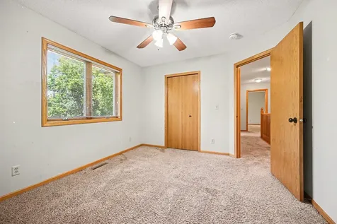 3850 Jamestown Curve Woodbury MN 55129