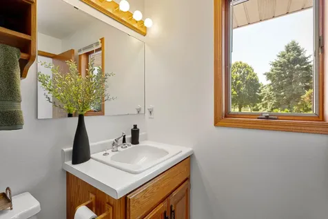 1775 Greenhaven Lane NE Owatonna MN 55060