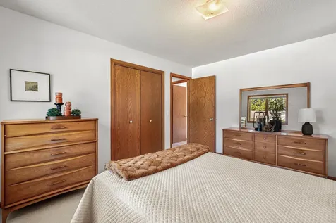 1775 Greenhaven Lane NE Owatonna MN 55060