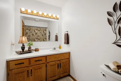 1775 Greenhaven Lane NE Owatonna MN 55060
