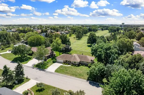 1775 Greenhaven Lane NE Owatonna MN 55060