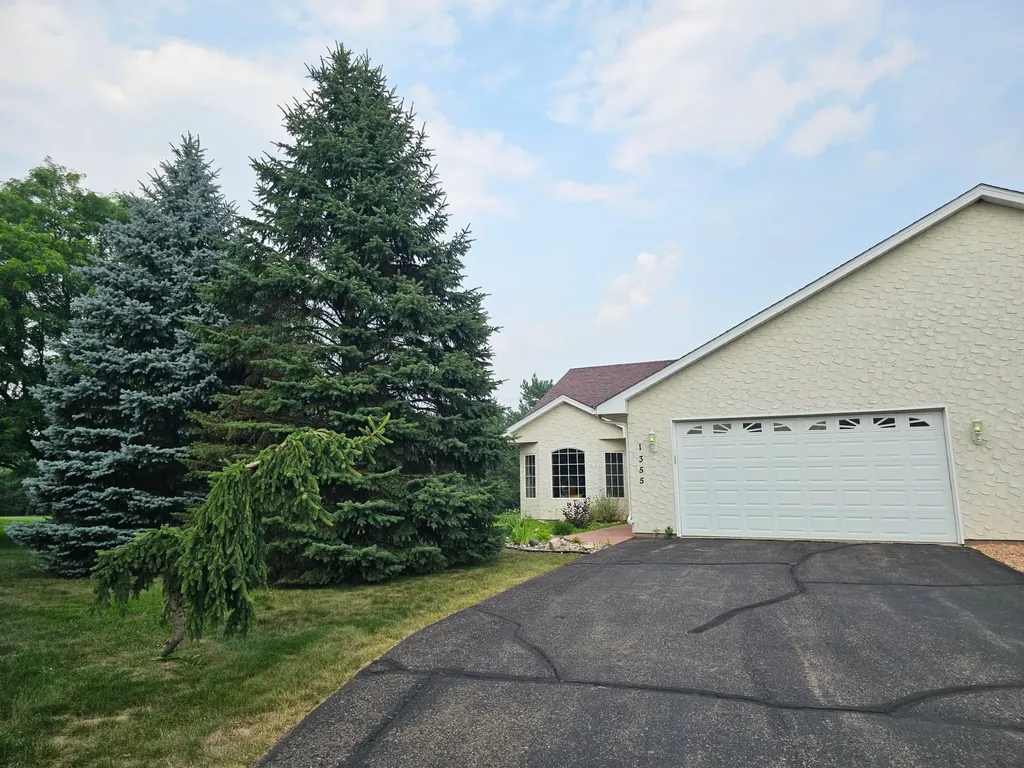 1355 Quasar Court S Lakeland MN 55043