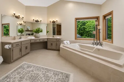 13673 Duluth Drive Apple Valley MN 55124