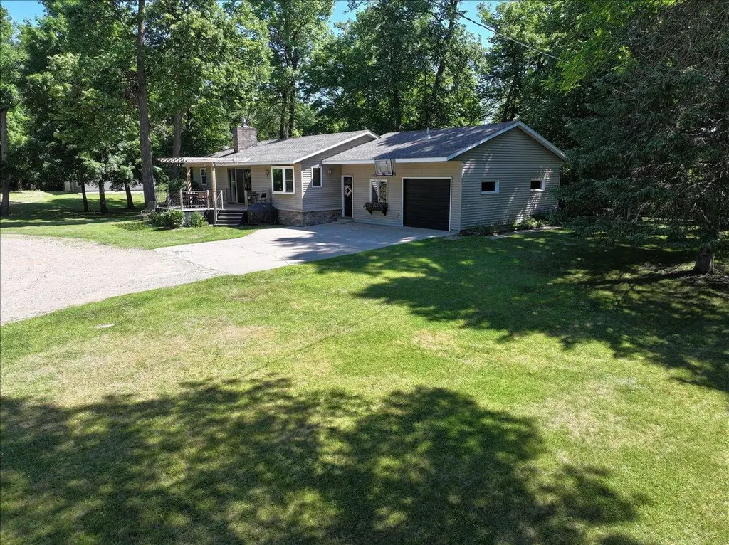 8833 County Road 11 NE Alexandria MN 56308