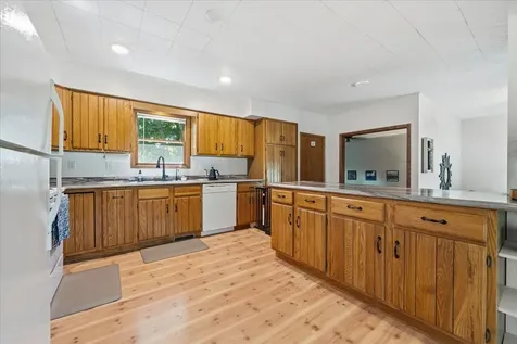 8833 County Road 11 NE Alexandria MN 56308