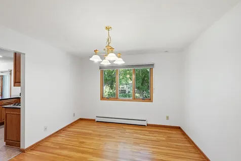 11006 Radisson Drive Burnsville MN 55337