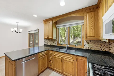 11006 Radisson Drive Burnsville MN 55337