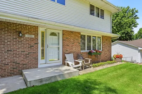 11006 Radisson Drive Burnsville MN 55337