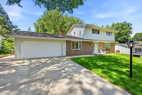 11006 Radisson Drive Burnsville MN 55337