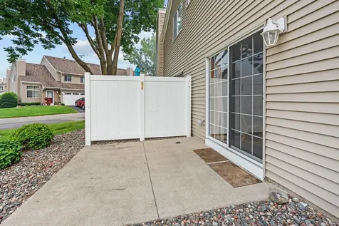 611 85th Lane NW Coon Rapids MN 55433