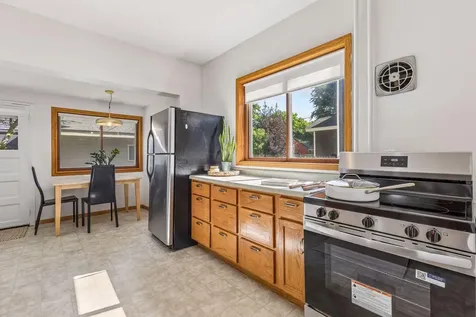 1817 Dayton Avenue Saint Paul MN 55104