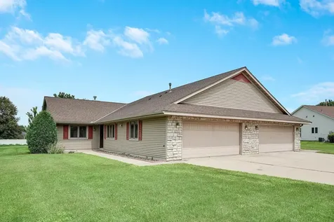 241 Tuttle Drive Hastings MN 55033