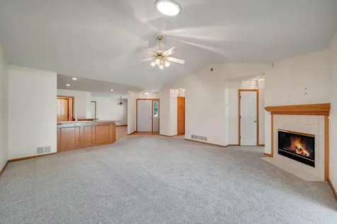 241 Tuttle Drive Hastings MN 55033