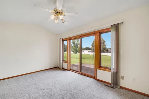 241 Tuttle Drive Hastings MN 55033