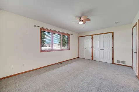 241 Tuttle Drive Hastings MN 55033