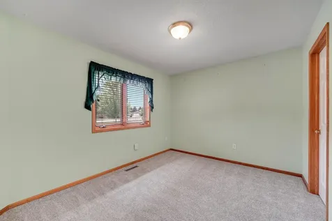 241 Tuttle Drive Hastings MN 55033