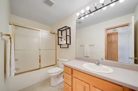241 Tuttle Drive Hastings MN 55033