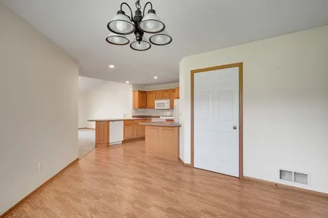 241 Tuttle Drive Hastings MN 55033